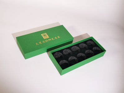 靈芝青錢(qián)柳元首茶包裝禮盒